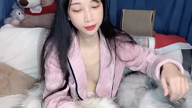 Lili-2 online show from January 8, 2026, 2:52 pm