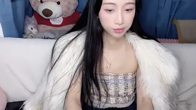 Lili-2 online show from January 31, 2026, 7:11 pm