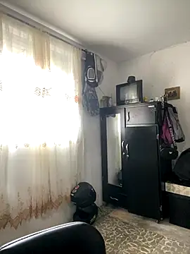 Jestebanano online show from November 13, 2025, 3:55 pm