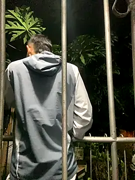 Jestebanano online show from December 1, 2025, 6:18 am