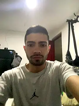 Jestebanano online show from January 6, 2026, 3:21 am