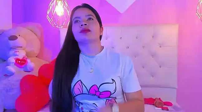 EvelynSweet1 online show from February 18, 2025, 7:30 pm