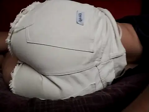 Snapshot of Cloeegoth chatting on March 22, 2025, 3:42 pm Cloeegoth online show from March 22, 2025, 3:42 pm