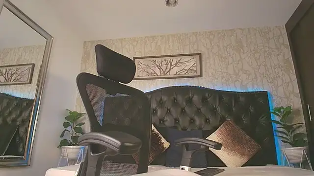 MattDevon online show from February 7, 2026, 3:54 am