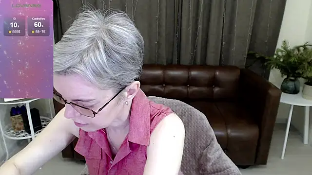 Cutie Erikaa1 online show from January 15, 2025, 2:38 am