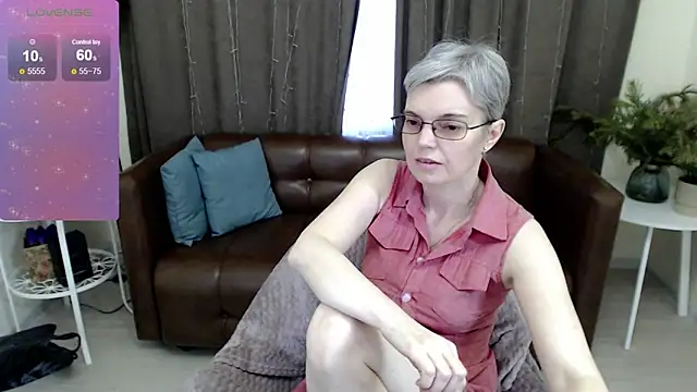 Cutie Erikaa1 online show from January 15, 2025, 8:41 am