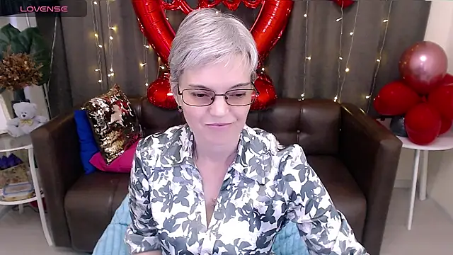 Cutie Erikaa1 online show from February 12, 2025, 6:51 am