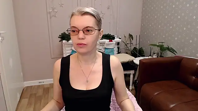 Cutie Erikaa1 online show from January 9, 2026, 2:25 am