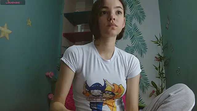 Snapshot of Mia-kalinfa chatting on December 17, 2024, 4:32 pm Mia-kalinfa online show from December 17, 2024, 4:32 pm