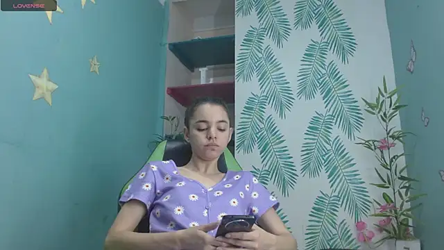 Snapshot of Mia-kalinfa chatting on January 7, 2025, 12:31 pm Mia-kalinfa online show from January 7, 2025, 12:31 pm