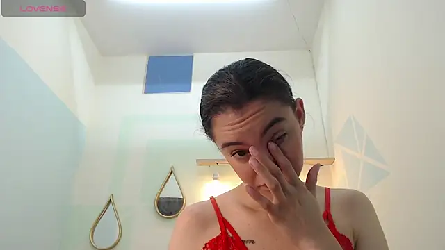 Snapshot of Mia-kalinfa chatting on February 13, 2025, 1:05 pm Mia-kalinfa online show from February 13, 2025, 1:05 pm