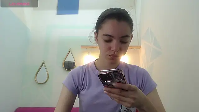 Snapshot of Mia-kalinfa chatting on February 14, 2025, 3:26 pm Mia-kalinfa online show from February 14, 2025, 3:26 pm