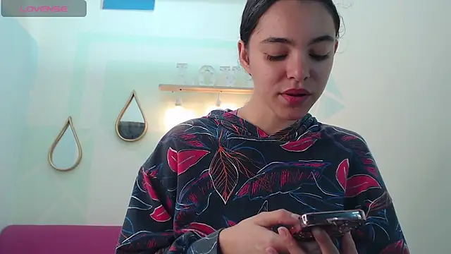 Snapshot of Mia-kalinfa chatting on February 19, 2025, 12:55 pm Mia-kalinfa online show from February 19, 2025, 12:55 pm