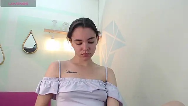 Snapshot of Mia-kalinfa chatting on February 28, 2025, 4:20 pm Mia-kalinfa online show from February 28, 2025, 4:20 pm