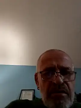 geilerschwanz64 online show from January 17, 2025, 8:02 am