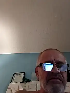 geilerschwanz64 online show from January 29, 2025, 7:04 am