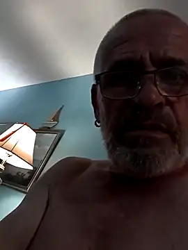 geilerschwanz64 online show from March 10, 2025, 3:45 am