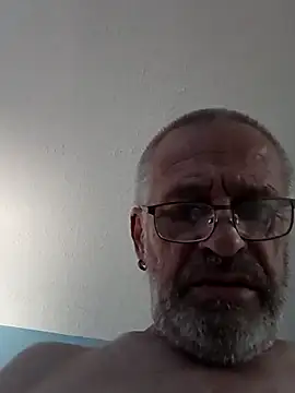 geilerschwanz64 online show from March 22, 2025, 1:54 am