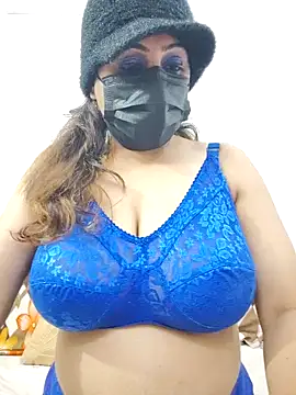 Snapshot of XXHOTSEX69 chatting on February 9, 2025, 6:47 pm XXHOTSEX69 online show from February 9, 2025, 6:47 pm