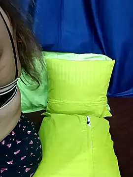 Snapshot of XXHOTSEX69 chatting on September 17, 2025, 12:18 pm XXHOTSEX69 online show from September 17, 2025, 12:18 pm