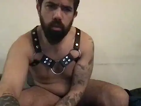 Snapshot of latin-35 chatting on September 23, 2025, 5:10 am latin-35 online show from September 23, 2025, 5:10 am