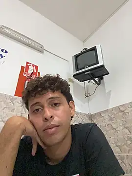 luisfer 306 online show from November 10, 2025, 7:13 pm