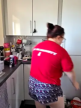 Tallulah-mae-xoxox online show from October 28, 2025, 2:09 pm