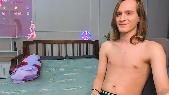 nikompell online show from December 30, 2024, 2:09 am