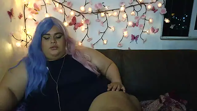 Snapshot of GeovanaLiveHot chatting on April 7, 2026, 5:52 am GeovanaLiveHot online show from April 7, 2026, 5:52 am