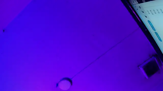 Triipsy online show from January 18, 2025, 1:52 am