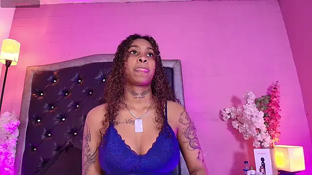 Triipsy online show from September 18, 2025, 7:38 pm