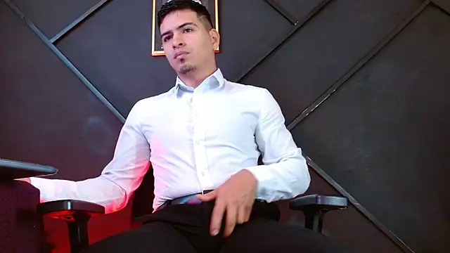 Snapshot of Adrian_Mill3r chatting on March 10, 2025, 4:57 pm Adrian Mill3r online show from March 10, 2025, 4:57 pm