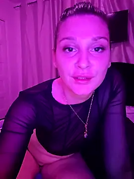 Snapshot of RubyLaStar chatting on February 23, 2025, 2:18 am RubyLaStar online show from February 23, 2025, 2:18 am