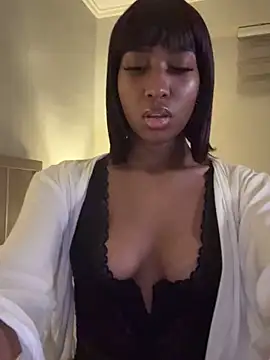 Snapshot of IamCrystal2 chatting on January 4, 2025, 6:40 pm IamCrystal2 online show from January 4, 2025, 6:40 pm