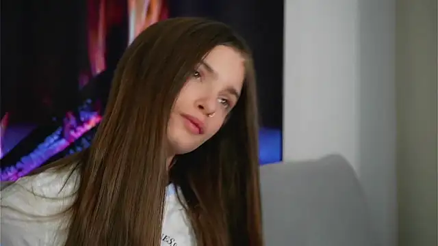 EvaLung777 online show from December 5, 2025, 7:28 am