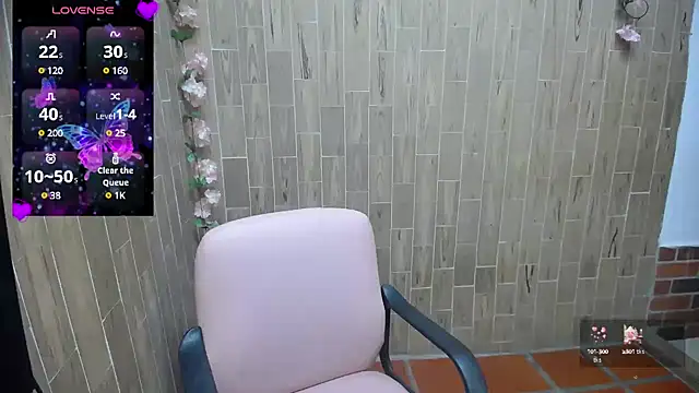 solyeria online show from February 20, 2025, 12:08 am