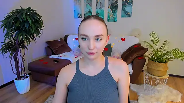 Snapshot of TrueReincarnation chatting on February 22, 2025, 1:13 pm TrueReincarnation online show from February 22, 2025, 1:13 pm