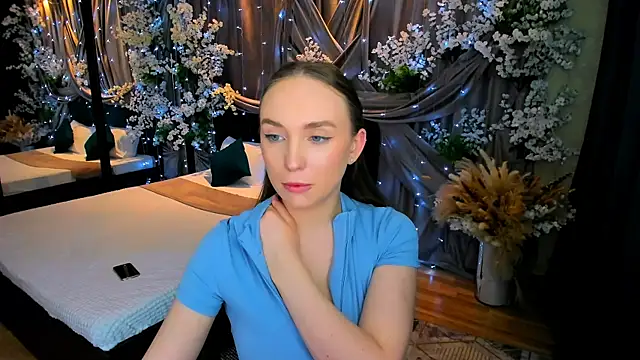 Snapshot of TrueReincarnation chatting on March 3, 2025, 10:10 pm TrueReincarnation online show from March 3, 2025, 10:10 pm