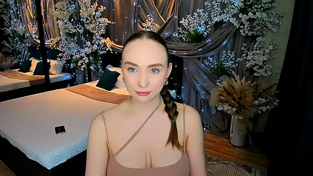 Snapshot of TrueReincarnation chatting on March 11, 2025, 4:07 pm TrueReincarnation online show from March 11, 2025, 4:07 pm