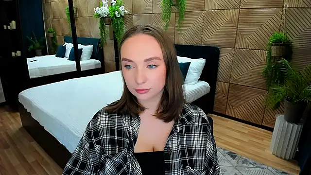 Snapshot of TrueReincarnation chatting on September 16, 2025, 4:08 pm TrueReincarnation online show from September 16, 2025, 4:08 pm