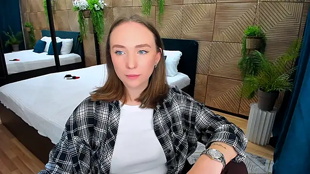 Snapshot of TrueReincarnation chatting on September 21, 2025, 10:17 am TrueReincarnation online show from September 21, 2025, 10:17 am