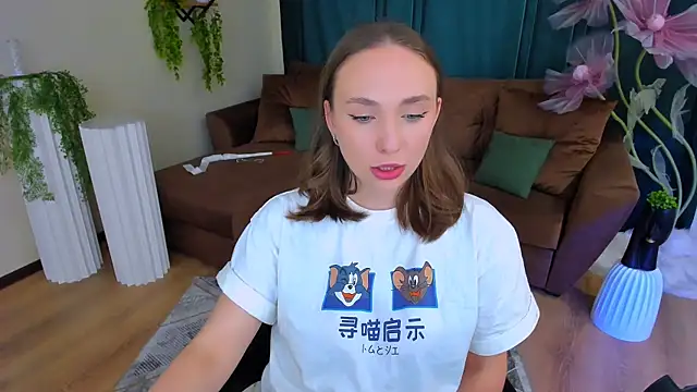 Snapshot of TrueReincarnation chatting on October 15, 2025, 7:03 pm TrueReincarnation online show from October 15, 2025, 7:03 pm