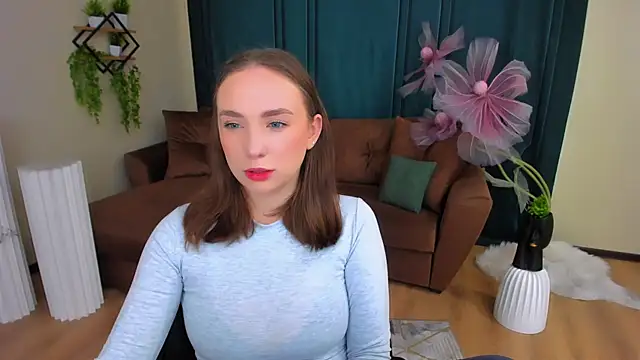 Snapshot of TrueReincarnation chatting on December 2, 2025, 10:20 am TrueReincarnation online show from December 2, 2025, 10:20 am