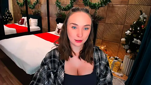 Snapshot of TrueReincarnation chatting on December 19, 2025, 10:22 am TrueReincarnation online show from December 19, 2025, 10:22 am