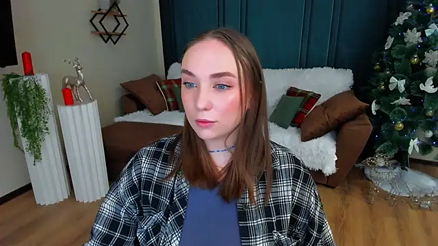 Snapshot of TrueReincarnation chatting on January 17, 2026, 1:10 am TrueReincarnation online show from January 17, 2026, 1:10 am