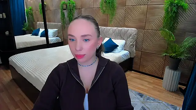 Snapshot of TrueReincarnation chatting on February 5, 2026, 10:20 am TrueReincarnation online show from February 5, 2026, 10:20 am