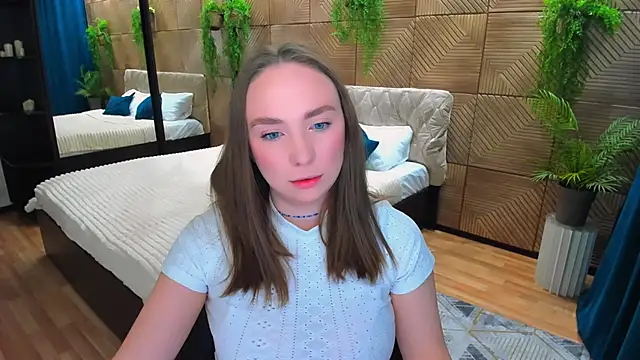 Snapshot of TrueReincarnation chatting on February 12, 2026, 10:21 am TrueReincarnation online show from February 12, 2026, 10:21 am