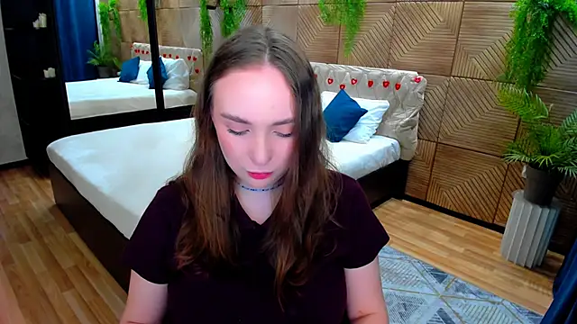 Snapshot of TrueReincarnation chatting on May 14, 2026, 4:19 am TrueReincarnation online show from May 14, 2026, 4:19 am