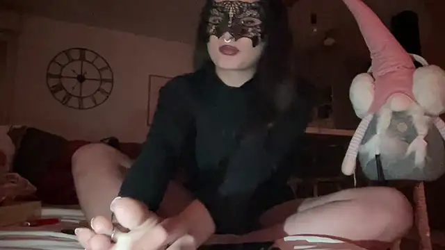 DominaCat75 online show from December 3, 2024, 9:45 pm