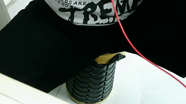 Snapshot of XiaoGuoGuo284512 chatting on December 23, 2025, 1:47 am XiaoGuoGuo284512 online show from December 23, 2025, 1:47 am